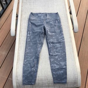 Zyia battleship camo grey luxe leggings 8-10